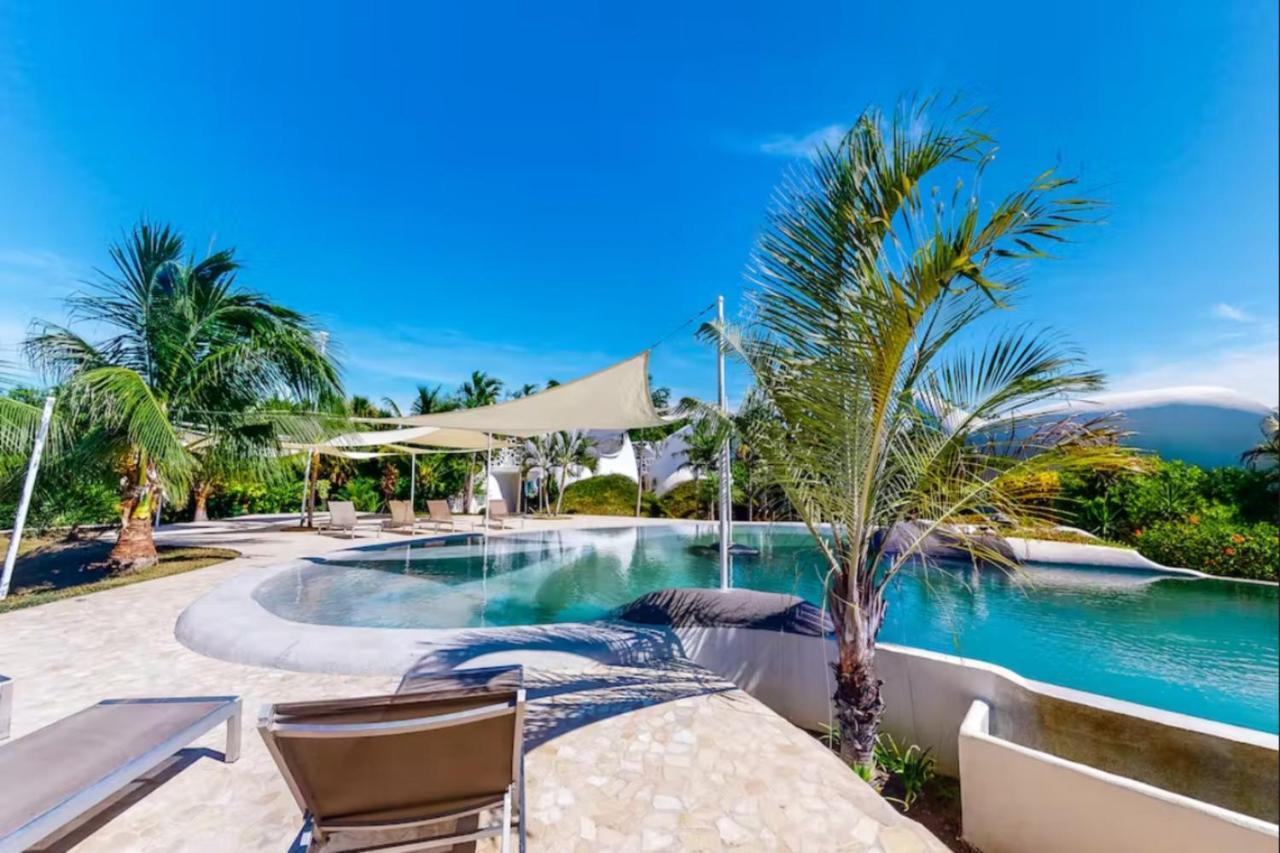 Alterhome Swan Villas With Swimming Pool And Ocean Views Placencia Exterior photo