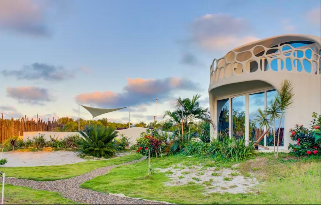 Alterhome Swan Villas With Swimming Pool And Ocean Views Placencia Exterior photo